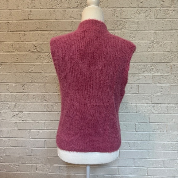 Old Navy Pink Mock Neck Eyelash Sweater - Picture 6 of 7